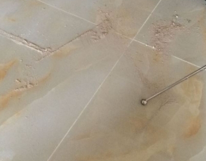 敦化瓷砖空鼓维修公司分享粘合剂选择不当在瓷砖铺贴过程中可能导致以下问题